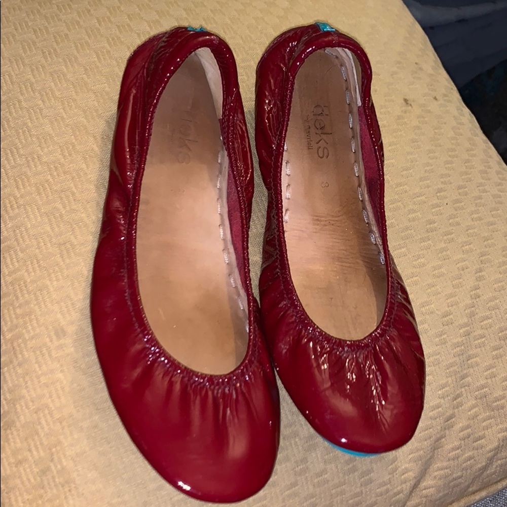 Size 8 Tieks